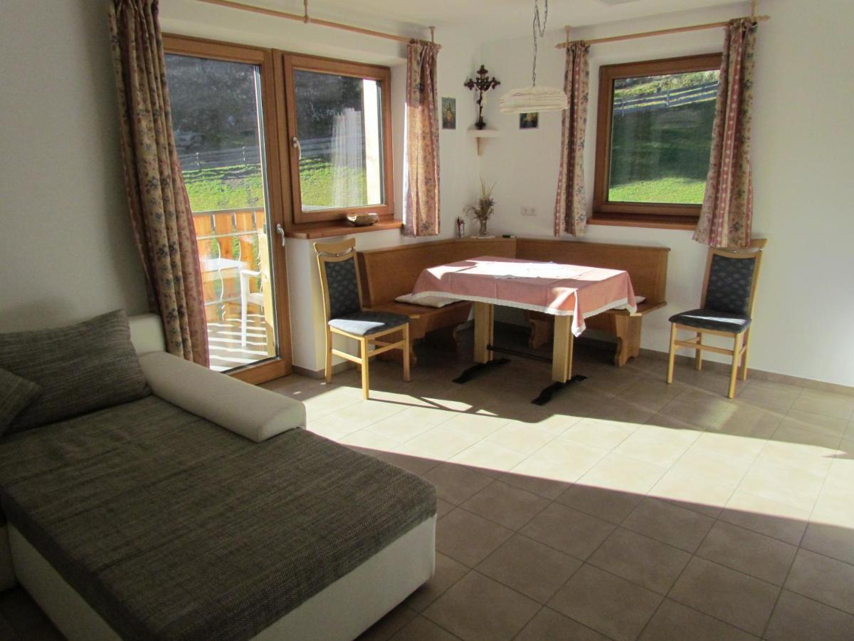Apartmán Oeberst-Hof Sarentino Exteriér fotografie