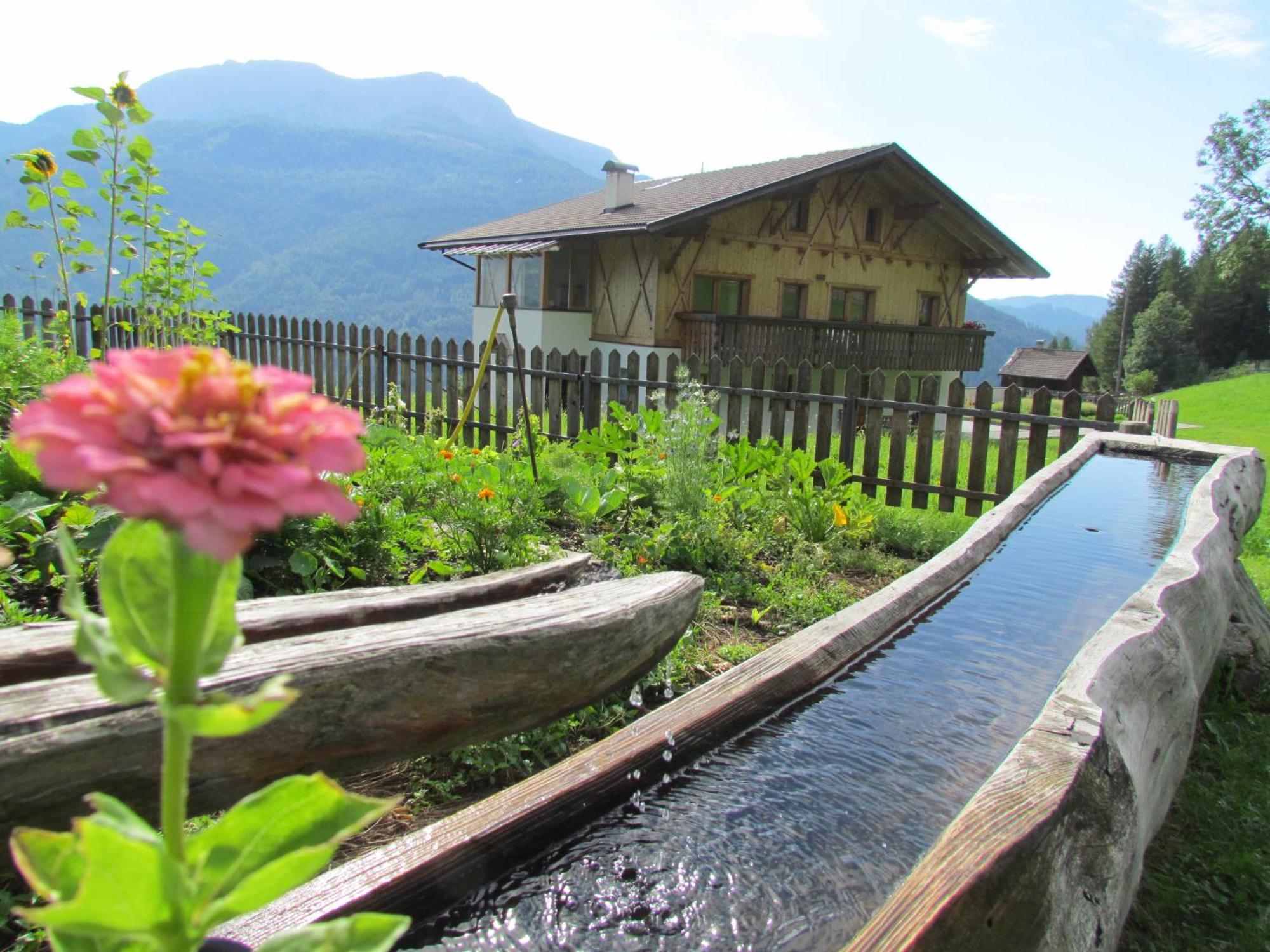Apartmán Oeberst-Hof Sarentino Exteriér fotografie