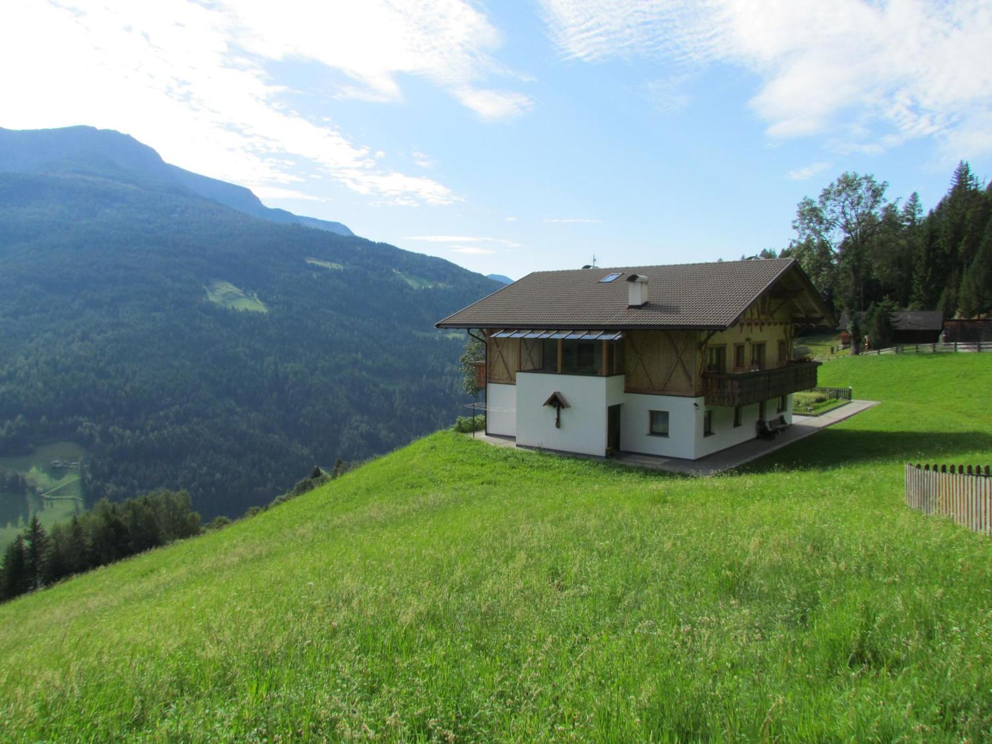 Apartmán Oeberst-Hof Sarentino Exteriér fotografie
